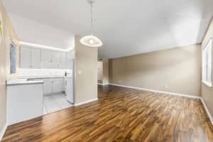 2600 SE Ocean Blvd APT R3, Stuart, FL 34996, Sold 03/31/22