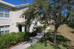 128 SW Peacock Blvd, Port St. Lucie, FL 34986, Sold 03/28/22