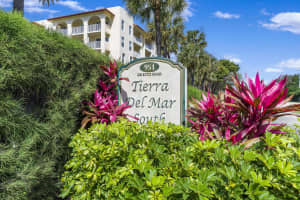 951 De Soto Rd APT 135, Boca Raton, FL 33432, Sold 04/14/22
