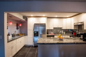 13830 Oneida Dr APT H2, Delray Beach, FL 33446, Sold 05/05/22