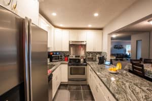 13830 Oneida Dr APT H2, Delray Beach, FL 33446, Sold 05/05/22