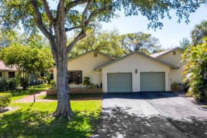 3904 Arelia Dr, Delray Beach, FL 33445, Sold 03/24/22