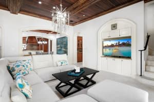 306 Villa Dr, Jupiter, FL 33477, Sold 05/13/22