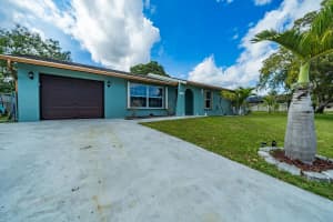 110 Martin Cir, Royal Palm Beach, FL 33411, Sold 07/20/22