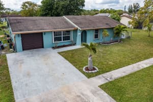 110 Martin Cir, Royal Palm Beach, FL 33411, Sold 07/20/22