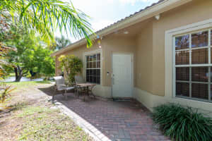 6400 Park Lake Cir, Boynton Beach, FL 33437, Sold 05/16/22