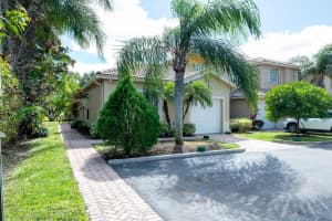 6400 Park Lake Cir, Boynton Beach, FL 33437, Sold 05/16/22