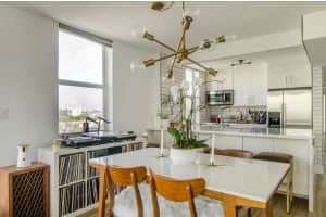 800 SE 4th St APT 401, Fort Lauderdale, FL 33301, Sold 06/08/22