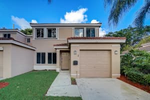 1611 W Harmony Lake Cir, Davie, FL 33324, Sold 04/27/22