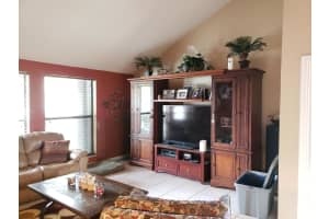 8430 SW 40 Ct, Davie, FL 33328, Sold 04/05/22