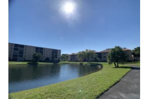 7940 NW 50th St #104, Lauderhill, FL 33351, Sold 04/20/22