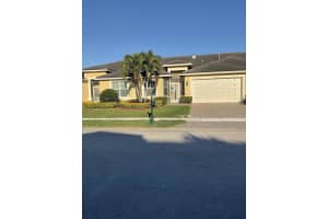 6144 NW Kendra Ln, Port St. Lucie, FL 34983, Sold 04/22/22