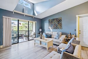 201 Foxtail Dr APT B3, Greenacres, FL 33415, Sold 04/11/22