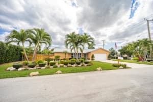 400 NE 43rd St, Boca Raton, FL 33431, Sold 05/02/22