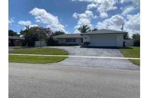 7866 St Andrews Rd, Lake Worth, FL 33467, Sold 04/15/22