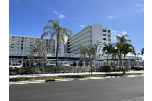 301 Lake Shore Dr #103, Lake Park, FL 33403, Sold 05/12/22