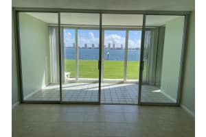 301 Lake Shore Dr #103, Lake Park, FL 33403, Sold 05/12/22
