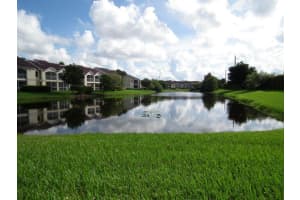 815 W Boynton Beach Blvd 9 107, Boynton Beach, FL 33426, Sold 03/30/22