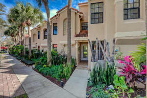 2299 Treasure Isle Dr APT 61, West Palm Beach, FL 33410, Sold 05/06/22