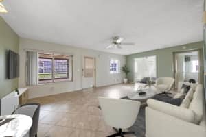 333 Pine Ridge Cir Apt C-1, Greenacres, FL 33463, Sold 04/11/22