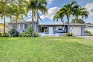 1711 Crest Dr, Lake Worth, FL 33461, Sold 05/05/22