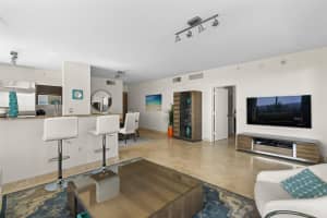 550 Okeechobee Blvd APT 1401, West Palm Beach, FL 33401, Sold 04/26/22