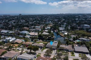 2300 NE 48th St, Lighthouse Point, FL 33064, Sold 04/29/22