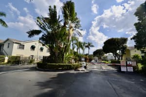 558 Waterside Dr, Hypoluxo, FL 33462, Sold 05/04/22
