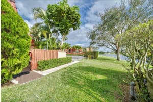 3815 Victoria Dr, West Palm Beach, FL 33406, Sold 04/05/22