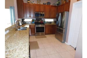 118 Canterbury Pl, Royal Palm Beach, FL 33414, Sold 04/27/22