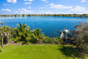 11 Bamboo Ln, Jupiter, FL 33458, Sold 04/14/22