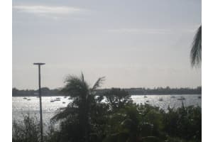 5200 N Flagler Dr APT 406, West Palm Beach, FL 33407, Sold 05/02/22