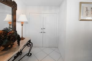 1180 S Ocean Blvd #7b, Boca Raton, FL 33432, Sold 04/29/22