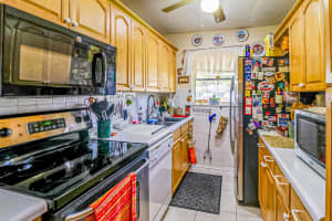 425 High Point Blvd c, Delray Beach, FL 33445, Sold 04/28/22
