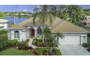 1153 SW Lighthouse Dr, Palm City, FL 34990, Sold 05/10/22