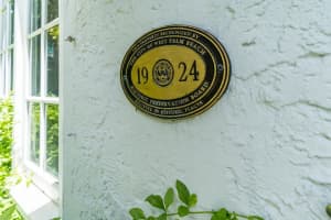 805 Kanuga Dr, West Palm Beach, FL 33401, Sold 05/10/22