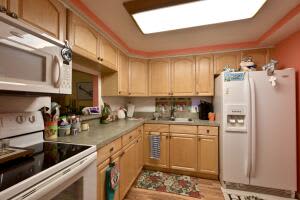 480 Executive Center Dr #1l, West Palm Beach, FL 33401, Sold 06/30/22