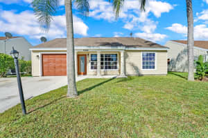7968 Ridgewood Dr, Lake Worth, FL 33467, Sold 05/09/22