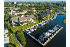 527 Oak Harbour Dr #527, Juno Beach, FL 33408, Sold 05/05/22