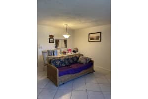 7069 Glenwood Dr, Boynton Beach, FL 33436, Sold 04/29/22