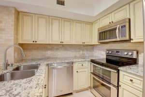 131 Yacht Club Way APT 110, Hypoluxo, FL 33462, Sold 04/04/22