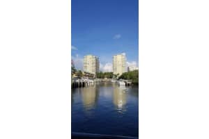 700 E Boynton Beach Blvd UNIT 305, Boynton Beach, FL 33435, Sold 05/04/22