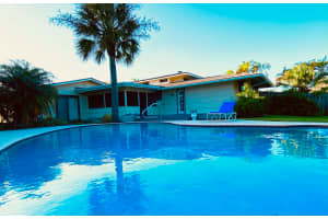 3110 SE Glasgow Dr, Stuart, FL 34997, Sold 06/30/22