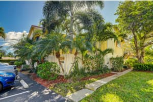 224 Seabreeze Cir, Jupiter, FL 33477, Sold 04/13/22