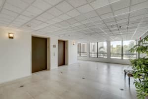 900 NE 195th St APT 309, Miami, FL 33179, Sold 04/15/22