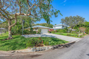 6 Lantana Ln, Stuart, FL 34996, Sold 04/14/22