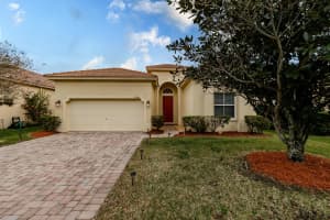 5544 Spanish River Rd, Fort Pierce, FL 34951, Sold 03/31/22