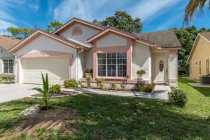 2820 Foxhall Dr E, West Palm Beach, FL 33417, Sold 05/09/22