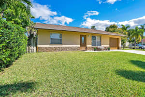 6821 Athena Dr, Lake Worth, FL 33463, Sold 04/14/22
