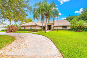 7310 E Cypresshead Dr, Parkland, FL 33067, Sold 03/29/22